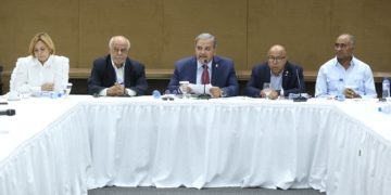 Diputados escuchan JCE, FINJUS y PC sobre Ley de Régimen Electoral