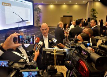 Ministro dice 2022 fue un año de recuperación macroeconómica