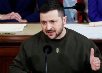 Dice que con alto al fuego Rusia busca detener avance Ucrania